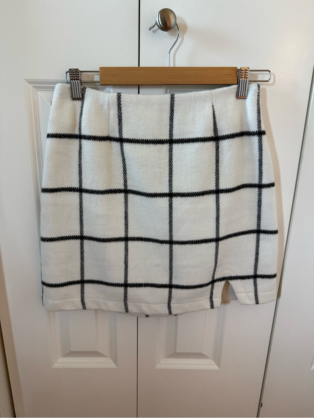 Lulu's White Knit Windowpane Mini Skirt with Black Grid